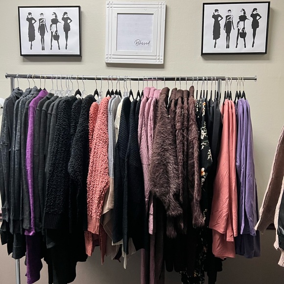 Not So Mystery Box All NWT (please read carefully) - Picture 6 of 10